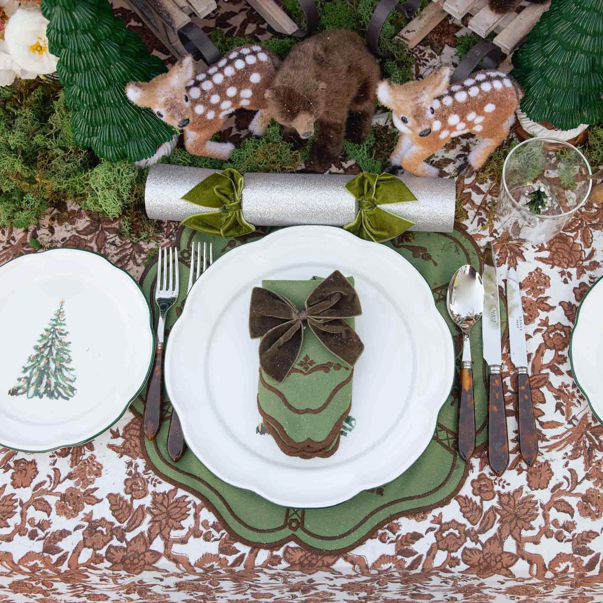 Silver Glitter Crackers with Green Velvet Bow (Box of 6)