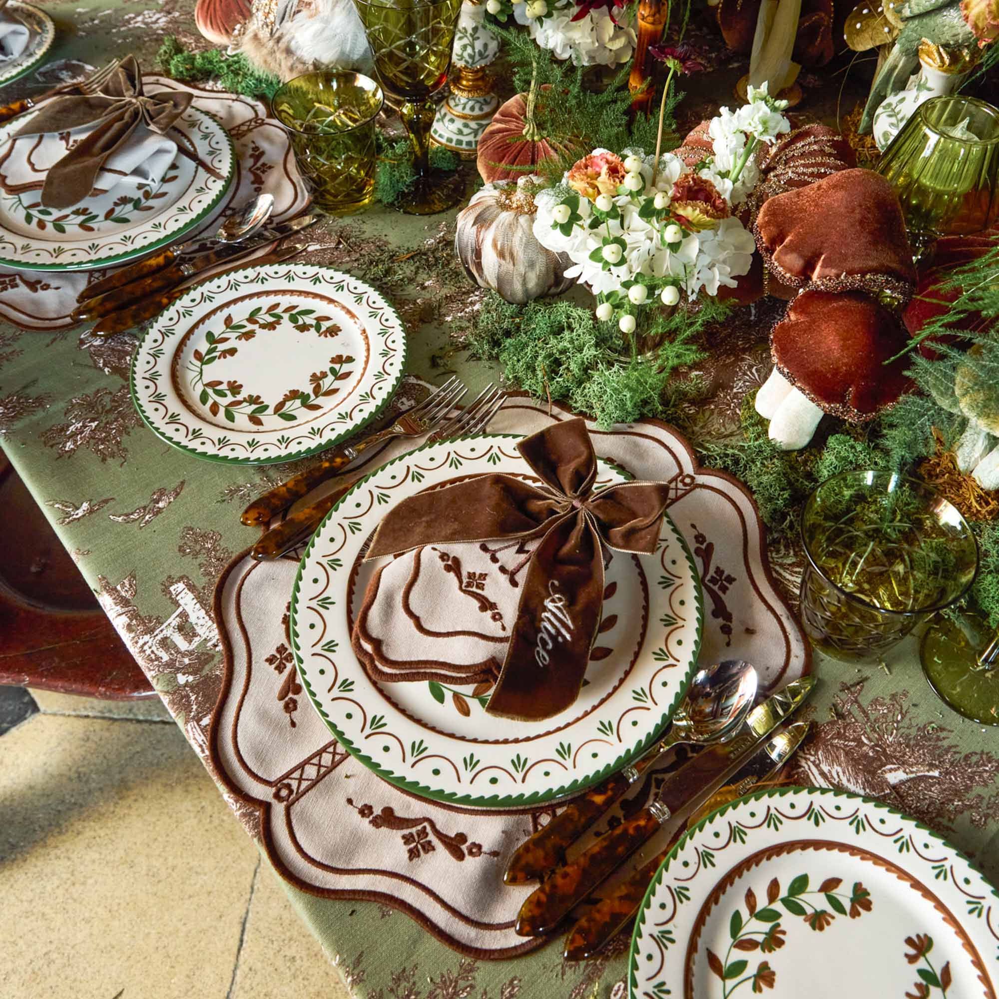 Chocolate Josephine Dinner Plate