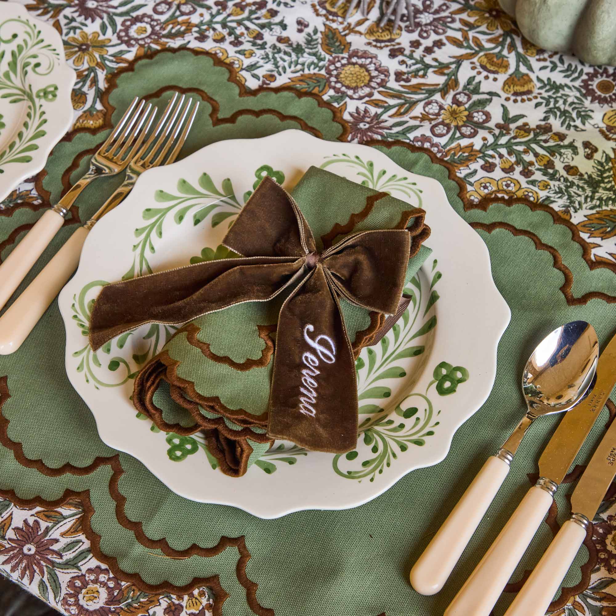 Personalisable Chocolate Bow