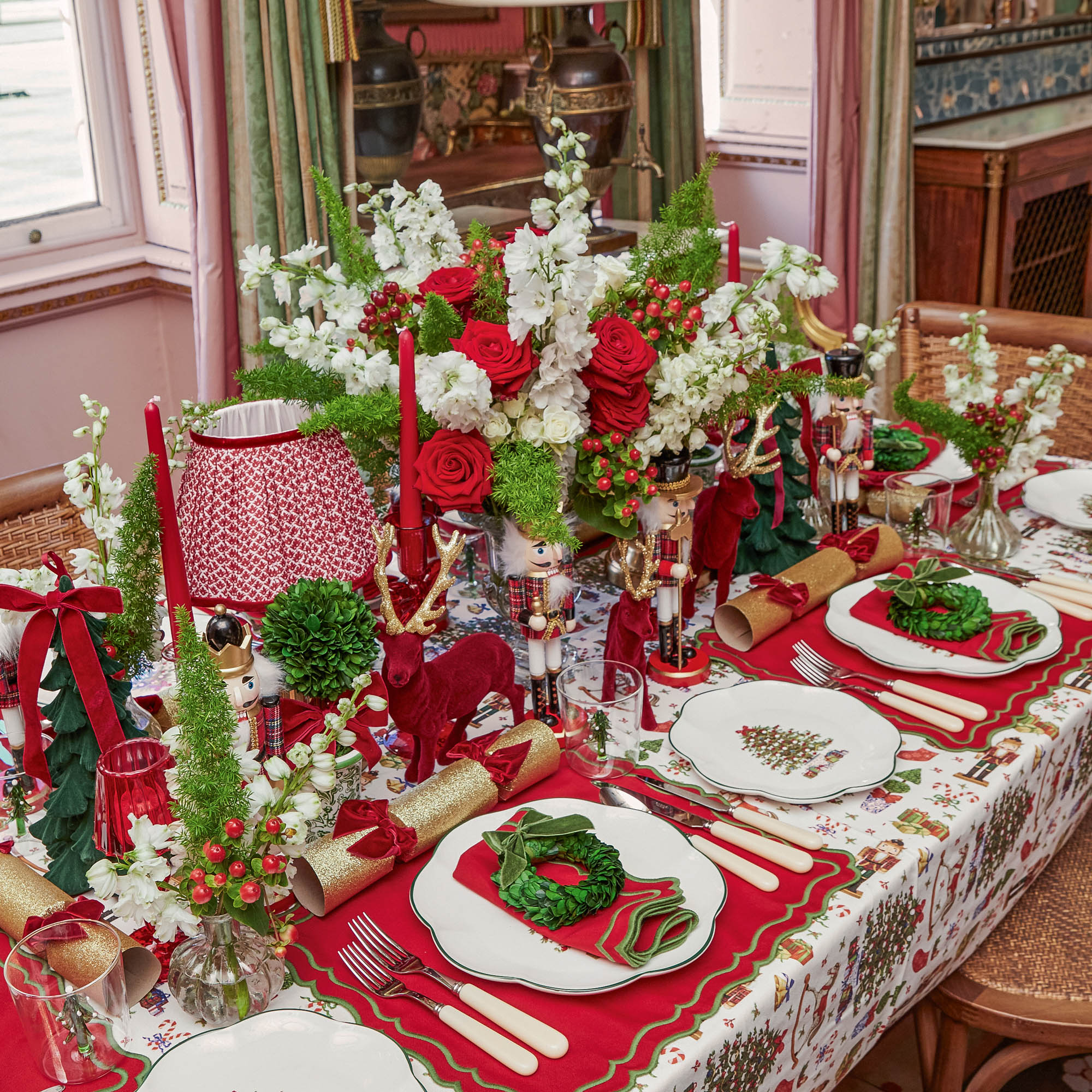 Alice Christmas Tree Starter Plate (Set of 4) - Main Image