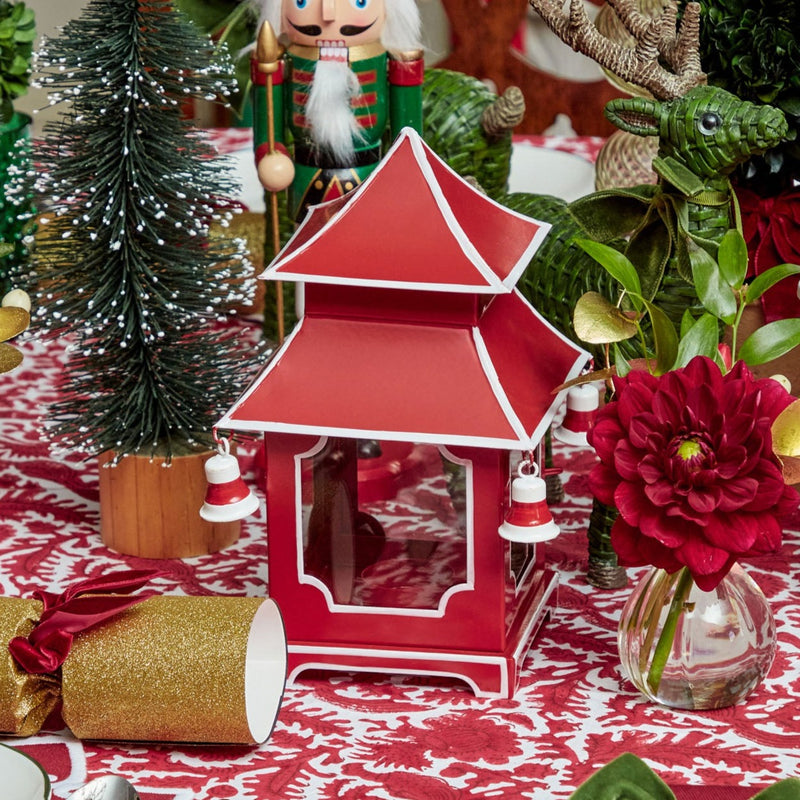Create a warm and inviting Christmas atmosphere with the Berry Red Mini Pagoda Lanterns, perfect for infusing your space with holiday cheer.