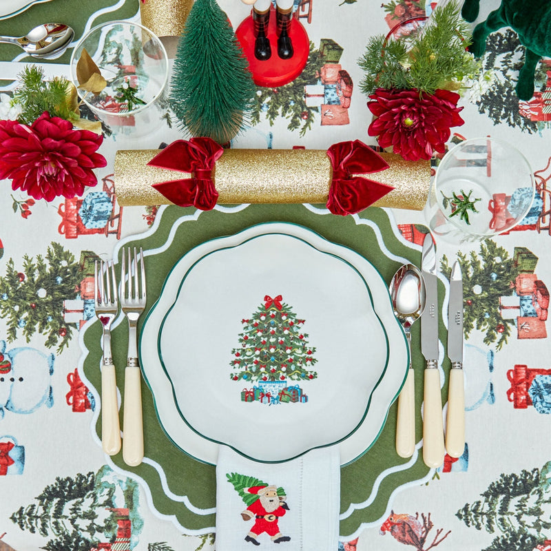 Make each holiday meal a celebration of festive charm with the Mrs. Alice Christmas Tree Dinner Plate Set, a perfect choice to create a cozy and inviting Christmas dining atmosphere.