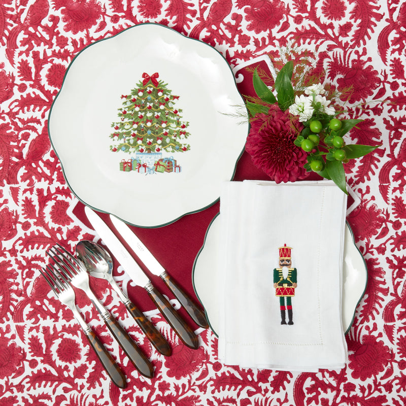 These plates are the perfect canvas for your holiday culinary creations, making them even more enticing.