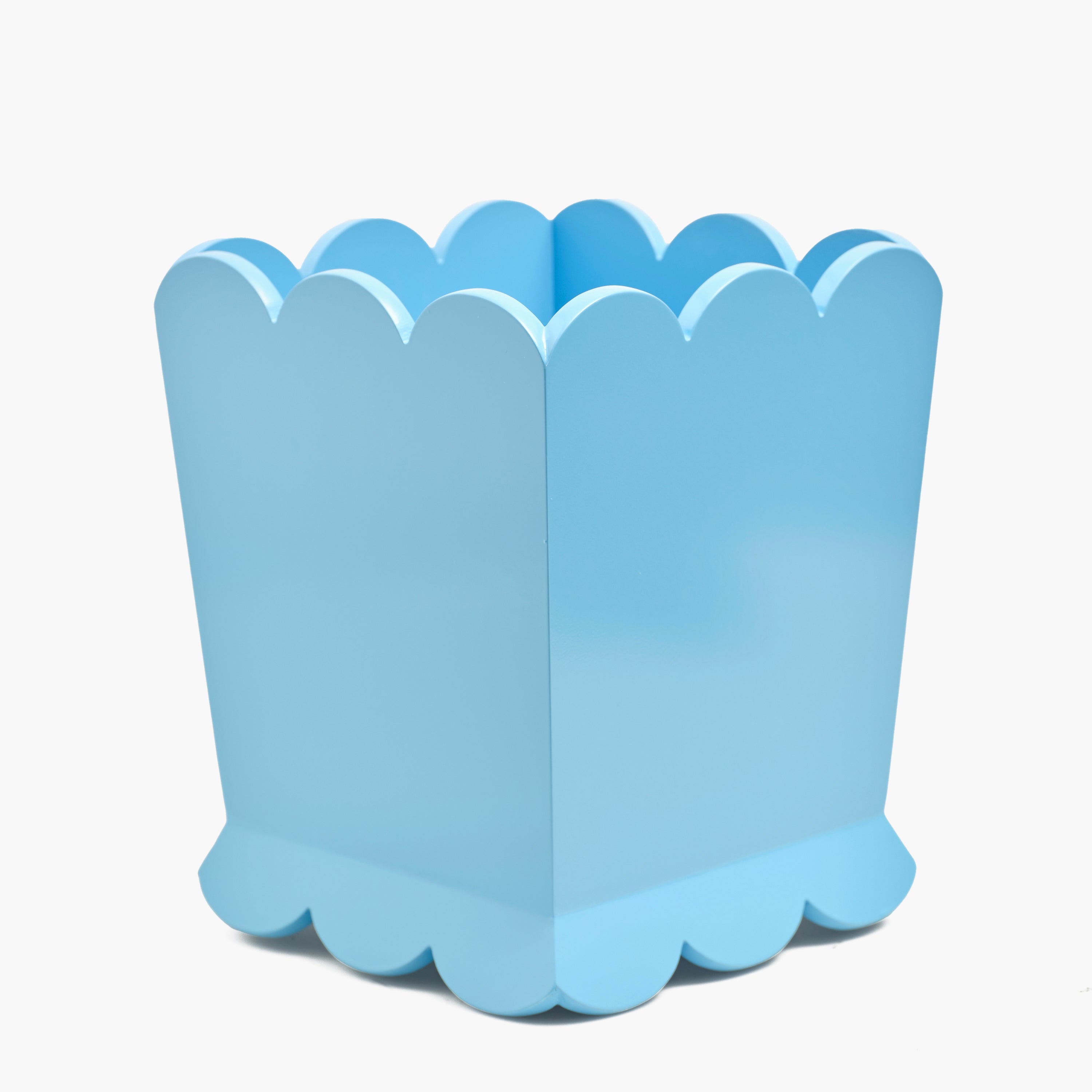 Soft Blue Scalloped Lacquer Waste Paper Bin