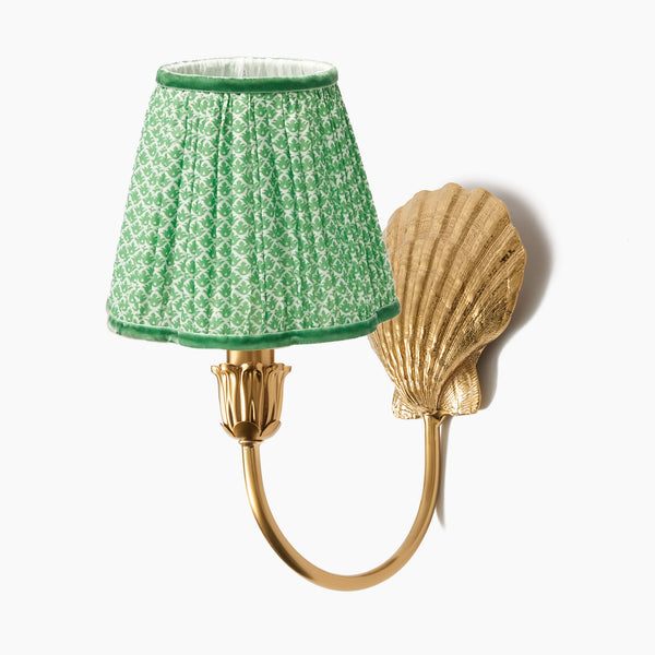 marina-wall-light-with-green-