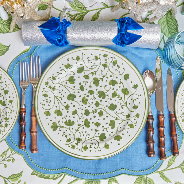 Set of 4 Green Clover Dinner Plates for your holiday feasts.