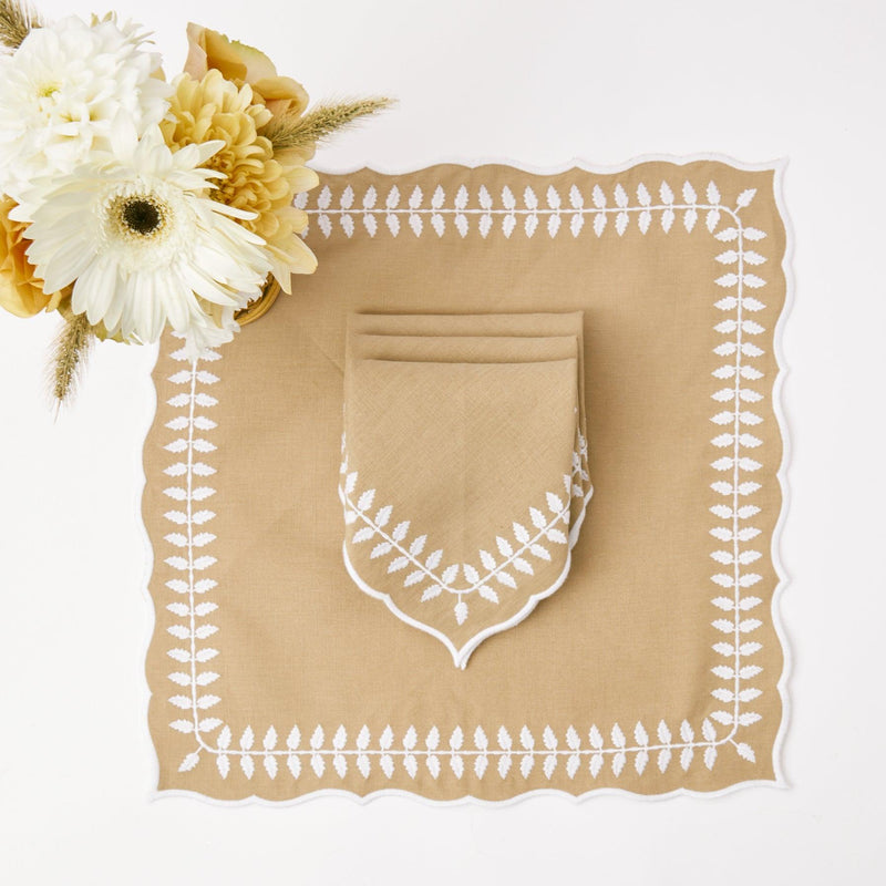 White & Gold Laurel Napkins (Set of 4) – Mrs. Alice