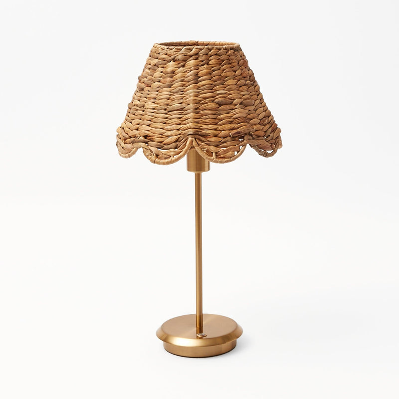 Effortless charm: Natural Seagrass Lampshade.