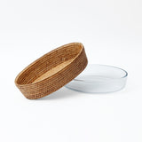 Basket made of rattan, perfect for serving casseroles.
