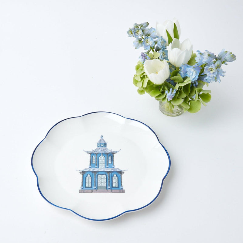 Scalloped Pagoda Dinner Plate - Mrs. Alice
