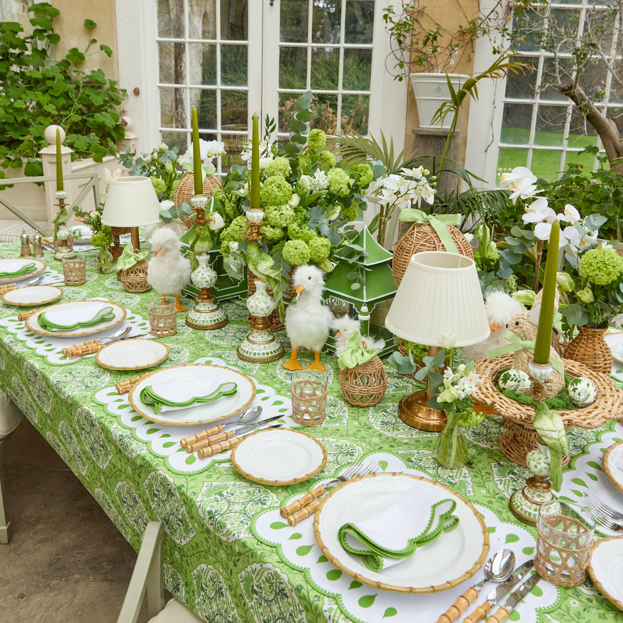 Corinthian Rechargeable Lamp with Cream Shade (22cm)