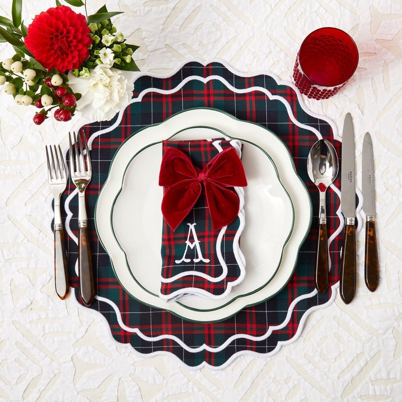 Enhance your dining room with the elegant Snowflake Applique Tablecloth, adding a touch of seasonal beauty to any occasion.