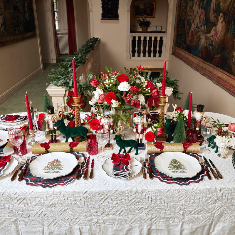 Celebrate the magic of the season with the Snowflake Applique Tablecloth - a must-have for your winter gatherings.