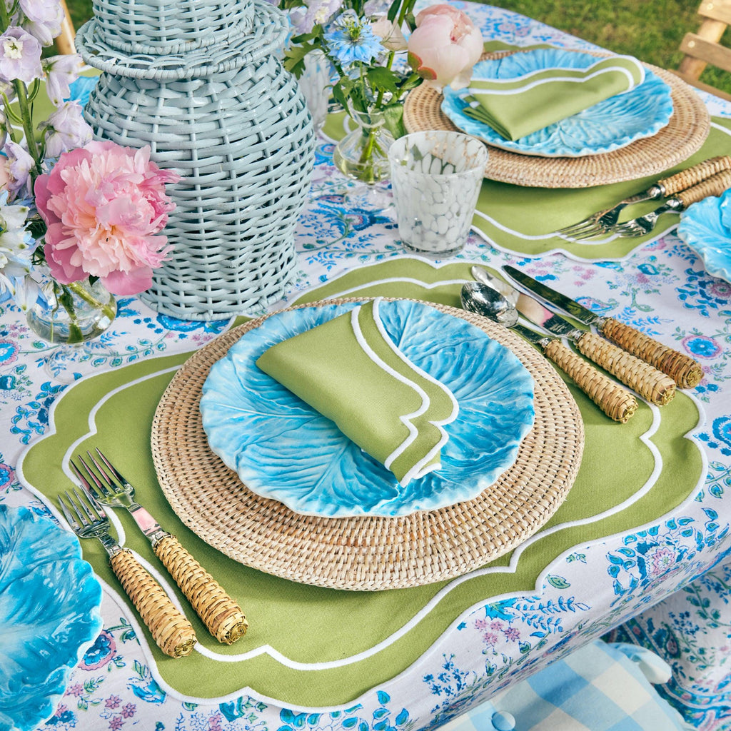 Elegant Emeral Green Embroidered Linen Placemats and Napkins Set