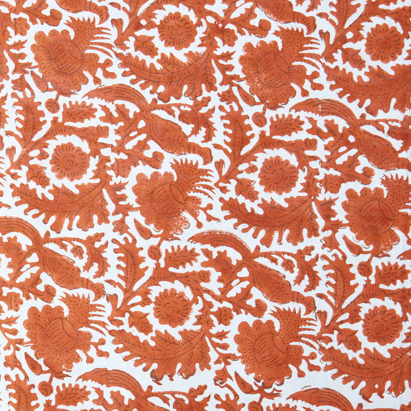 Pheasant-themed tablecloth in a captivating burnt orange shade.
