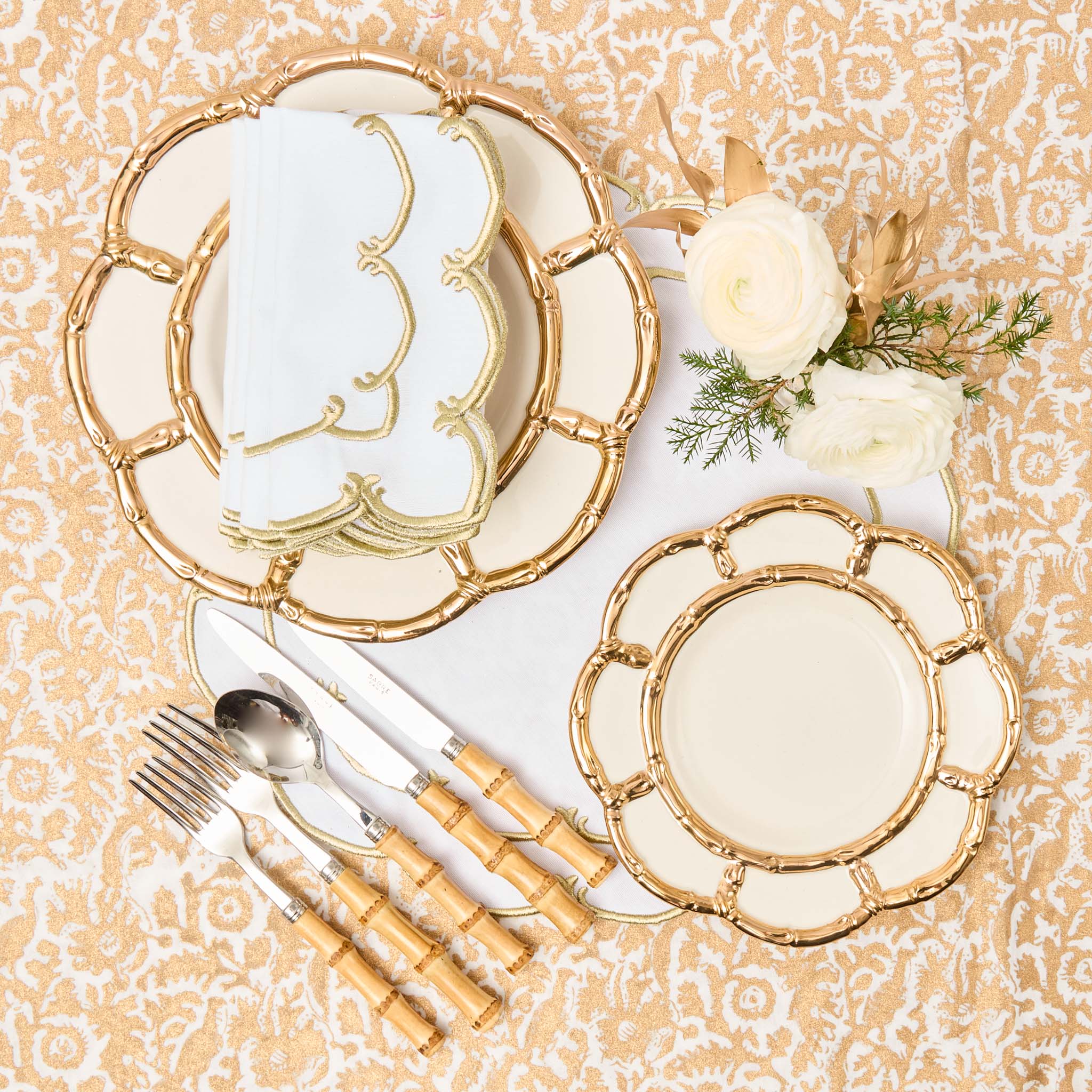 Amanda White & Gold Placemats (Set of 4)