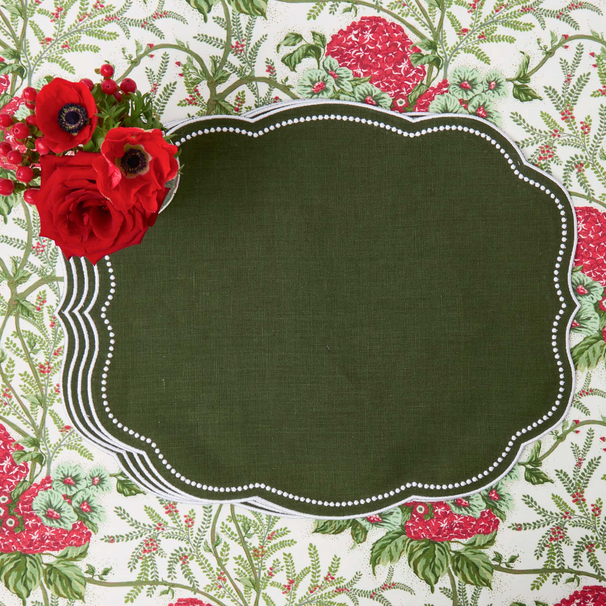 Eloise Forest Green Linen Placemats (Set of 4)