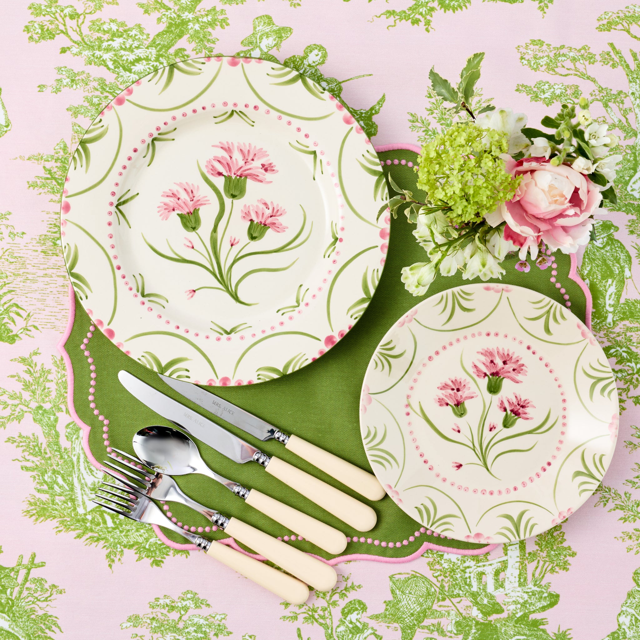 Pink & Green Santa Kristina Dinner & Starter Plates (Set of 8)