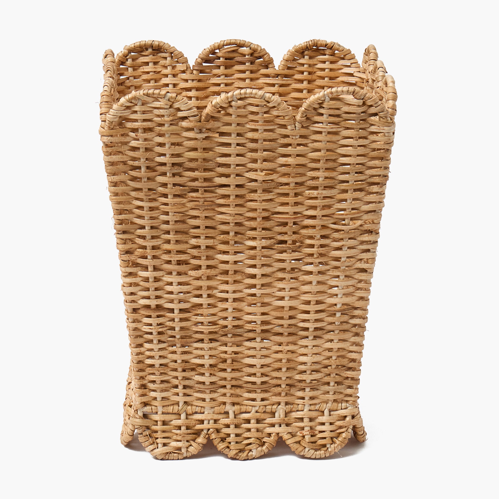 Scalloped Bow Rattan Waste Paper Bin