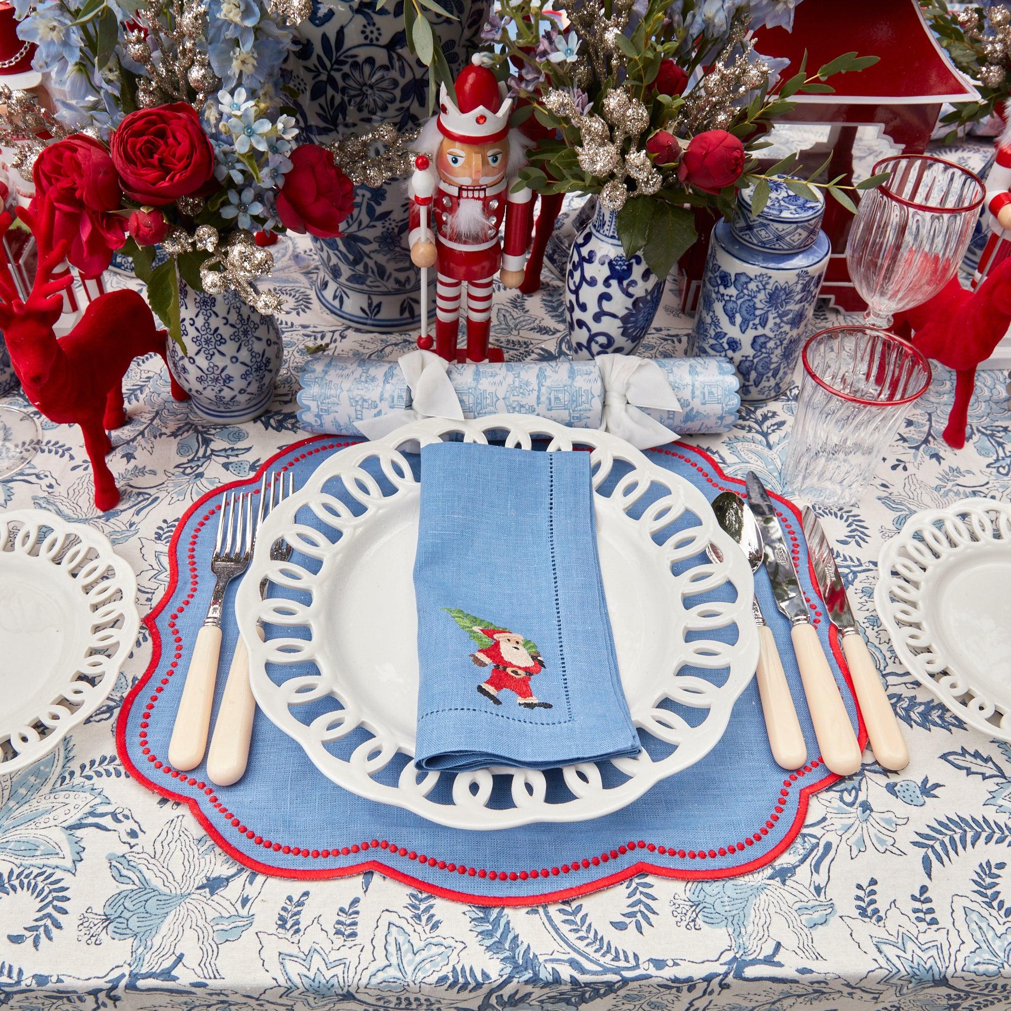 Dozen Eloise Napkins